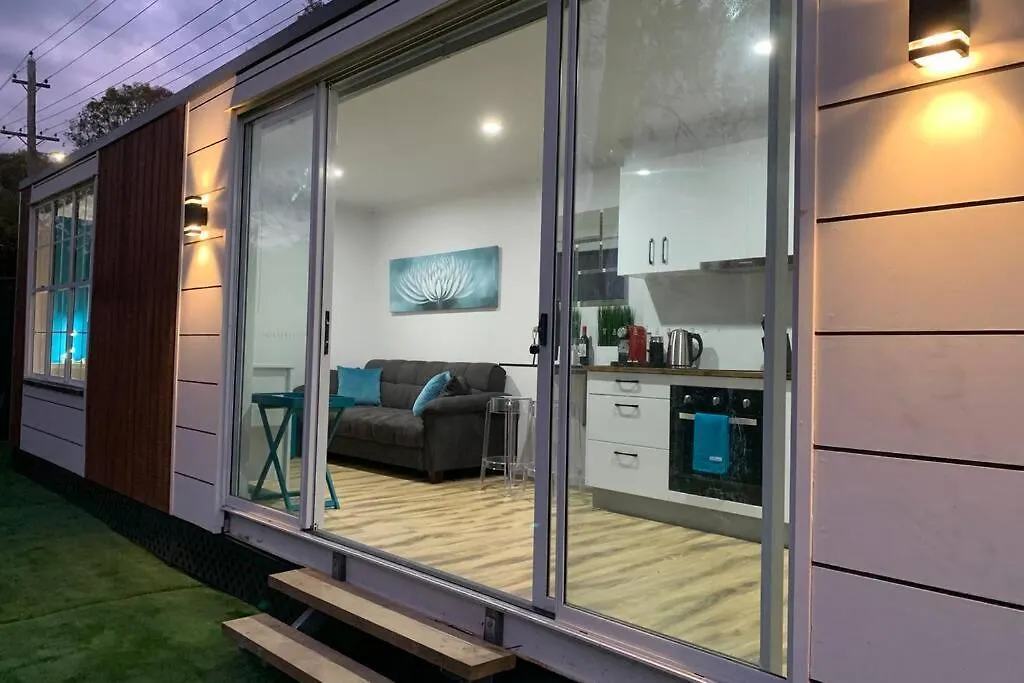 קנברה Tiny House In Belconnen 1Br Self Contained Complete Home Filtration As Seen On The Block Phillip Island Wine