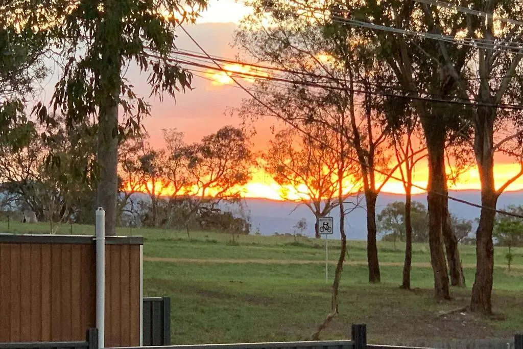 קנברה Tiny House In Belconnen 1Br Self Contained Complete Home Filtration As Seen On The Block Phillip Island Wine אוסטרליה