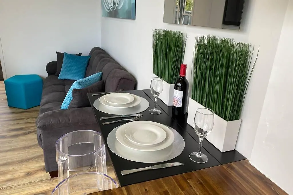 בית נופש קנברה Tiny House In Belconnen 1Br Self Contained Complete Home Filtration As Seen On The Block Phillip Island Wine