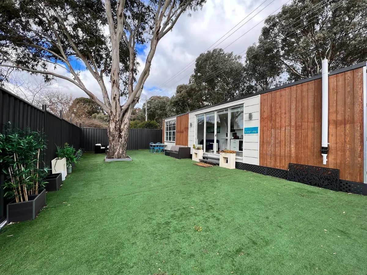 קנברה Tiny House In Belconnen 1Br Self Contained Complete Home Filtration As Seen On The Block Phillip Island Wine אוסטרליה